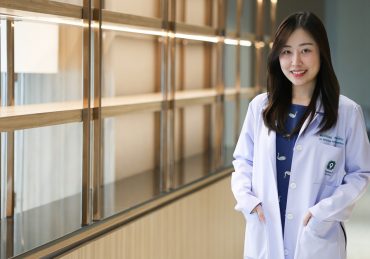 “1 นาที สูญเสีย 1 ล้านเซลล์สมอง” แพทย์ผู้เชี่ยวชาญเตือนภัย ‘สโตรก’ โรคร้ายที่ต้องแข่งกับเวลา เกิดขึ้นได้กับทุกคนแม้สุขภาพแข็งแรง วัยทำงานเสี่ยงพุ่ง