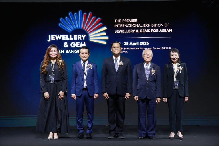 “JGAB 2026” ตอกย้ำเวทีอัญมณีและเครื่องประดับอาเซียนระดับโลก เดินหน้าดันไทยสู่ศูนย์กลางการค้า การจัดหาอัญมณีและเครื่องประดับ ผนึกพลังรัฐ–เอกชน–ผู้ประกอบการ ยกระดับศักยภาพธุรกิจไทยสู่ตลาดสากล พร้อมโชว์ไฮไลต์ดีไซน์–แหล่งอัญมณี–เครือข่ายธุรกิจระดับโลก