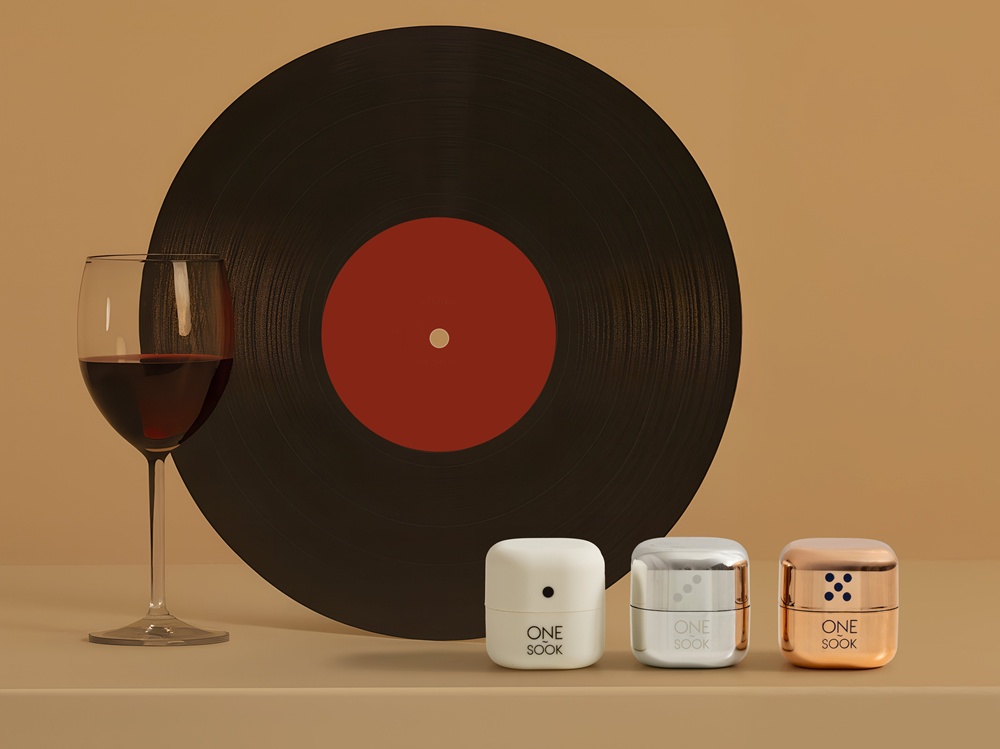 พลิกภาพยาดมไทยสู่ไลฟ์สไตล์ไอเทม กับไอเดีย #ยาดมฟังเพลงได้ จากแบรนด์ ONESOOK