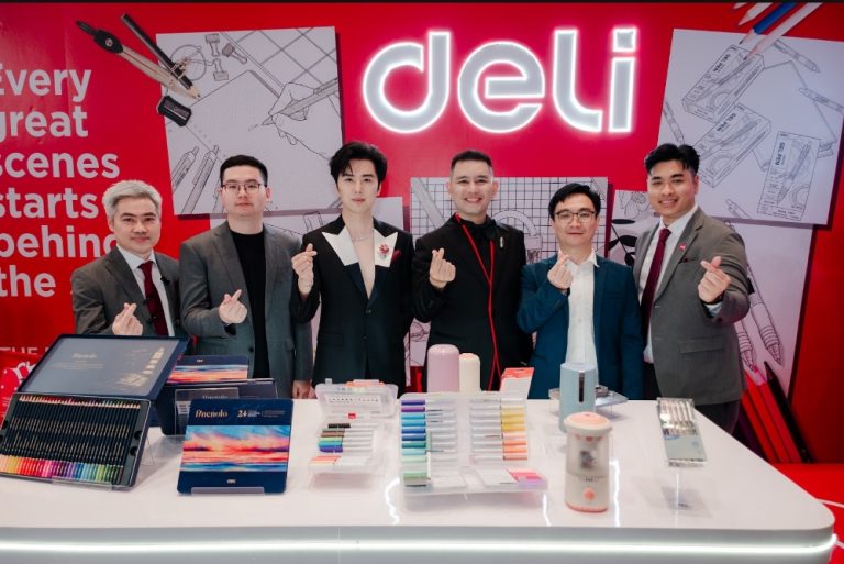 Deli ร่วมสนับสนุน KCL Award 2026 สะท้อนแนวคิด “คม ชัด ลึก” ผ่านพลังแห่งการเขียนและความคิดสร้างสรรค์