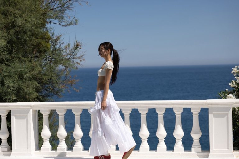 แฟนๆ JENNIE ห้ามพลาด! วิลล่าในมิวสิกวิดีโอ “Less Than a Lover” เปิดให้จองแล้วผ่าน Airbnb
